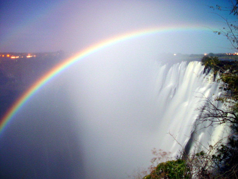 Victoria Falls Moonbow