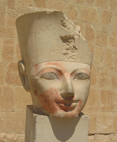 Tête d'Hatchepsout, Deir el-Bahari.